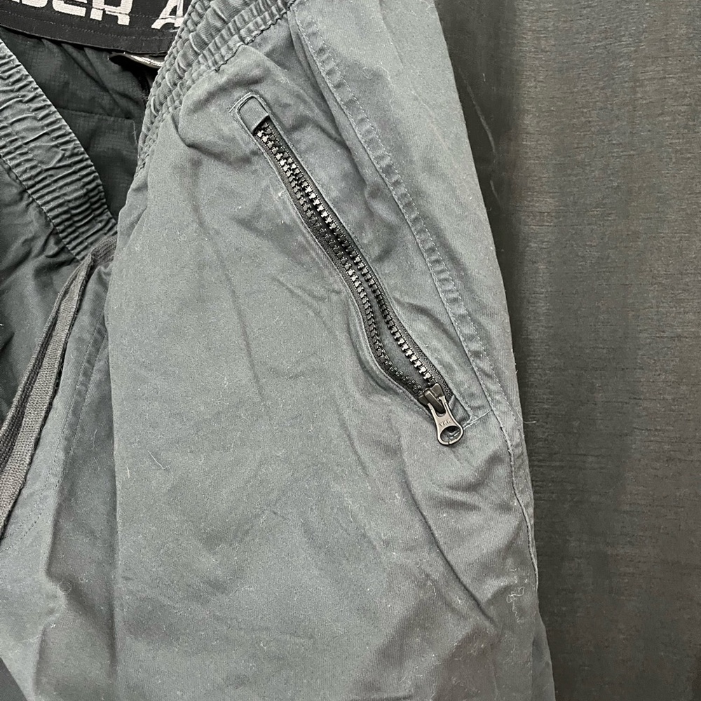 Pants - Picture 2 of 3